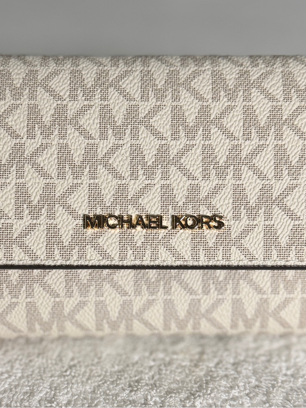 Michael Kors Cream and Gold Trifold Signature Logo Wallet